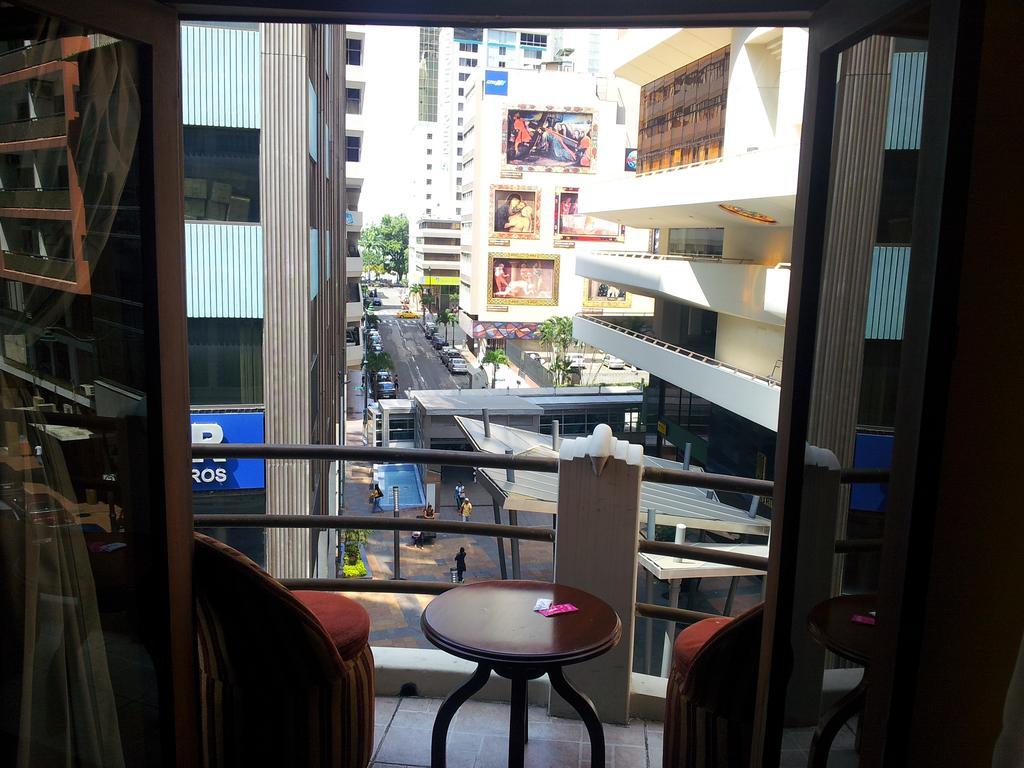 Hotel La Fontana Guayaquil Exterior foto